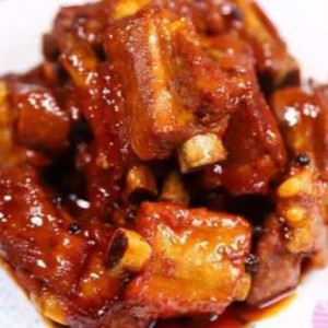 Braised Spare Ribs in Brown Sauce 红烧排骨