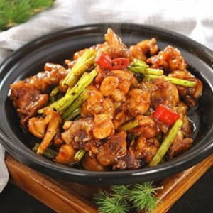 Dry Pan Bullfrog 干锅牛蛙