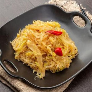 Stir-Fried Sauerkraut with Vermicelli & Pork 酸菜炒粉 