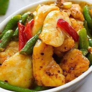 Fish Fillet with String Beans (Dinner) 鱼片四季豆 (晚)
