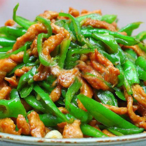 Shredded Pork with Spicy Pepper Lunch Special 尖椒肉丝盒饭