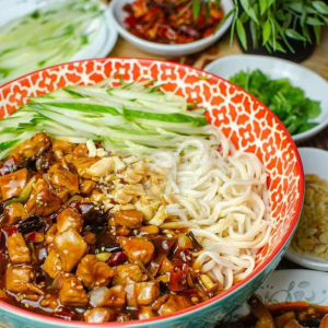 Spicy Beef Mixed Noodles 香辣牛肉炸酱面