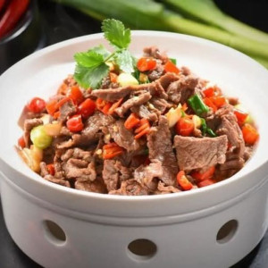 Hunan Beef (Dinner) 湖南牛肉（晚餐）