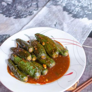 Pan-Seared Green Chili Pepper 虎皮尖椒