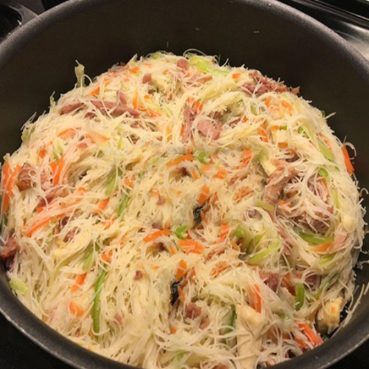 Chicken Rice Noodles 鸡肉炒米粉