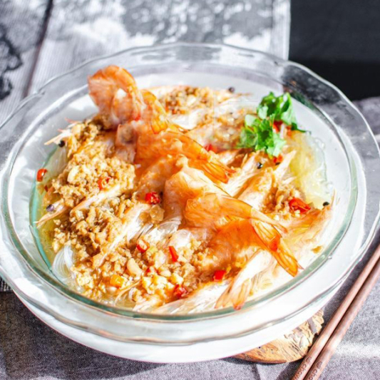 Steamed Shrimp with Minced Garlic 蒜蓉开背虾