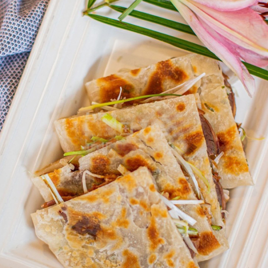 Smoked Pork Pancake 熏肉大饼