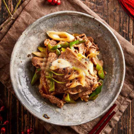 Sauteed Lamb Slices with Scallion 葱爆羊肉