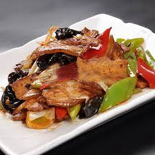 Twice-Cooked Pork Lunch Special 回锅肉盒饭