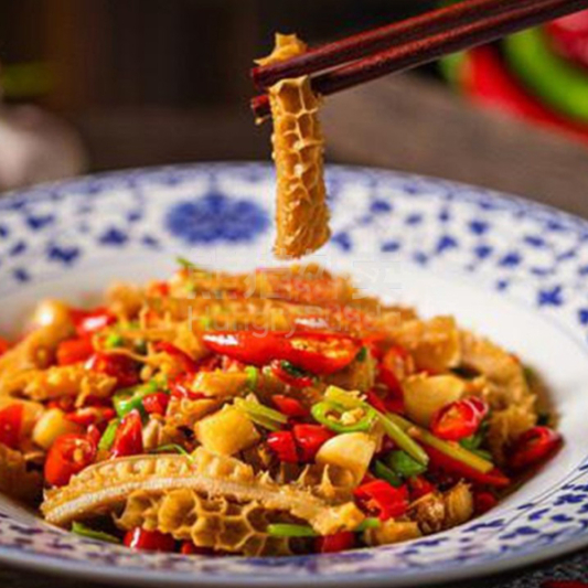 Sauteed Shredded Beef Tripe with Scallions Lunch Special 葱爆牛肚丝盒饭