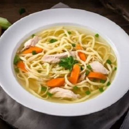 Chicken and Vegetable Noodle Soup 鸡汤面