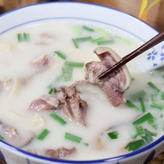 Eight Hours Mixed Lamb Soup 八小时羊杂汤