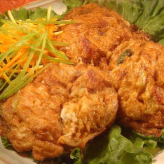 Combo Egg Foo Young Lunch Special 蓉蛋盒饭什锦