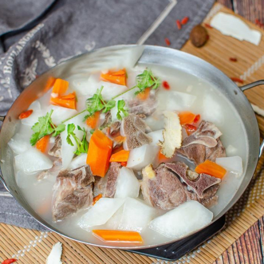 Stew Lamb with White Radish 滋补羊肉萝卜锅
