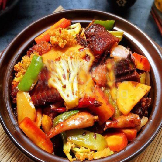 Mixed Vegetables, Mushrooms & Dried Tofu with Chili Pot 千锅什锦