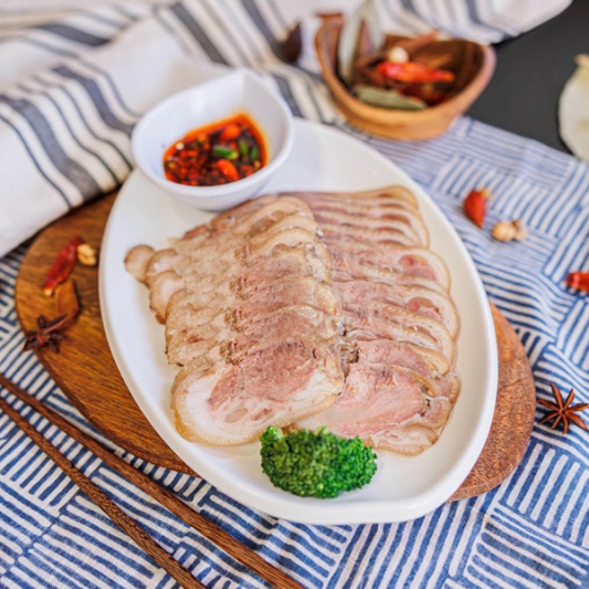 Sliced Pig Knuckle 五香酱肘花