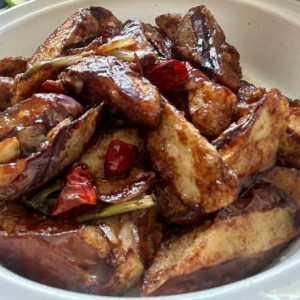 Hot Dishes / 小炒