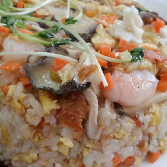 23. Seafood Fried Rice 삼선볶음밥 