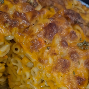 Macaroni Pie (1 pc)