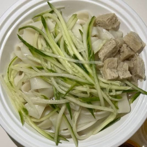 Liang-Pi with Sesame Sauce  麻酱凉皮