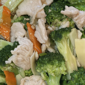7. Broccoli Chicken 芥兰鸡 