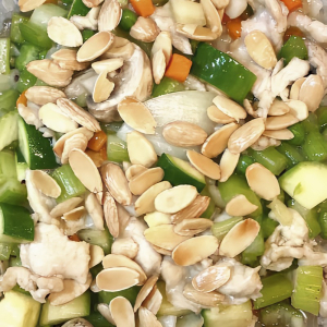 2. Chicken Almond Sub Gum Chow Mein 杏仁鸡什锦炒面 