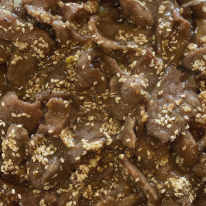 22. Sesame Beef Lunch Special 芝麻牛 
