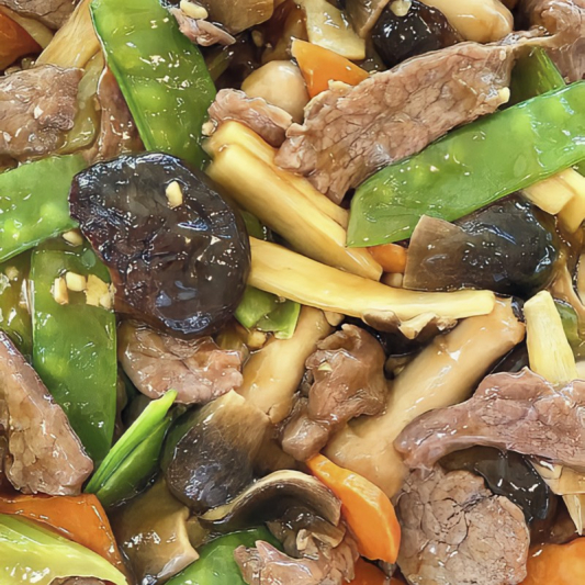 26. Beef with Bamboo Shoots & Black Mushrooms 双冬牛 