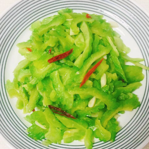 Bitter Melon Mixed with Dried 金钩苦瓜