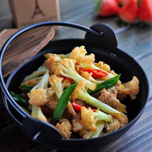 Fried Cauliflower with Special Sauce 干锅花菜