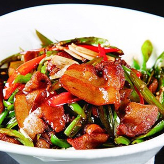 Spicy Sliced Pork with Vegetables 西北农家小炒肉