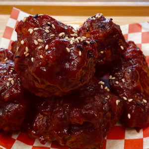 Spicy & Sweet Korean Fried Chicken Wings