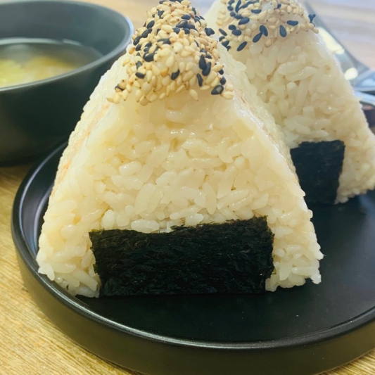 Tuna Mayo Triangle Gimbap