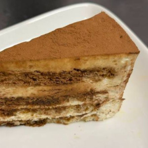 Tiramisu Cake