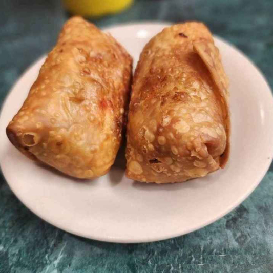 Egg Rolls (2 pcs)
