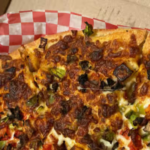 26. Shahi Paneer Pizza