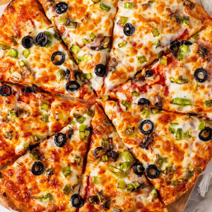 1. Kami Special Pizza