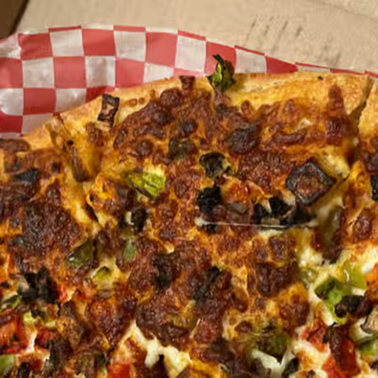26. Shahi Paneer Pizza
