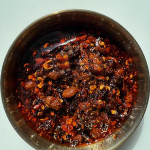Lao Gan Ma Chili Sauce 老乾媽辣醬