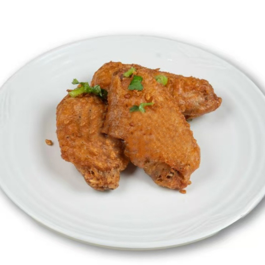 2. Deep-Fried Garlic Wings (4 pcs) 炸蒜香風沙雞翼