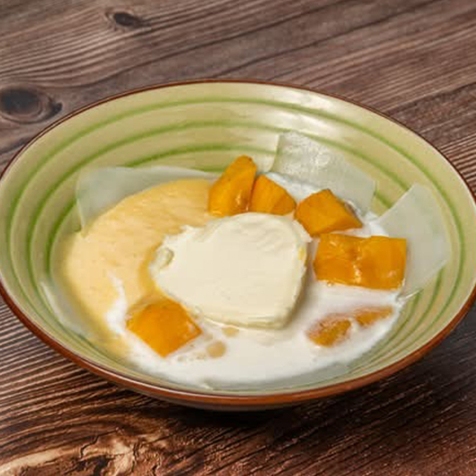 Cold Mango Sweet Dessert Soup / Ch&egrave; Xo&agrave;i