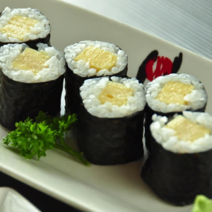 E3. Tamago Maki