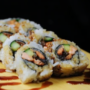 E22. Salmon Skin Roll