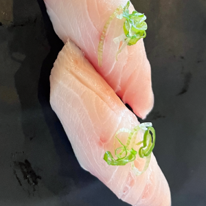 G9. Yellowtail Nigiri (2 pcs)