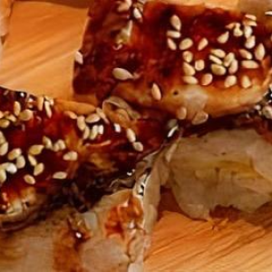 5. Torch Unagi Sushi (6 pcs)