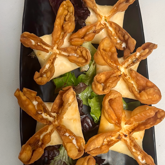 A12. Crab Rangoons (6 pcs)