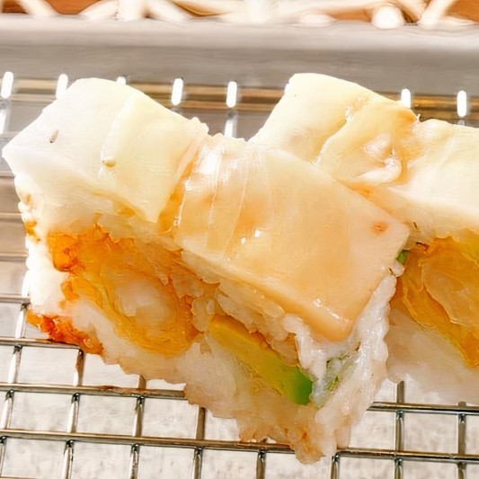 6. Torch Butterfish Sushi (6 pcs)