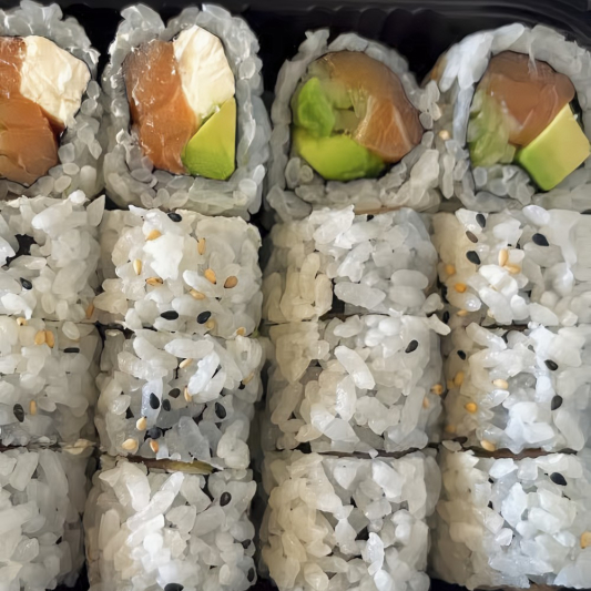 Sushi Lunch (2 Rolls)
