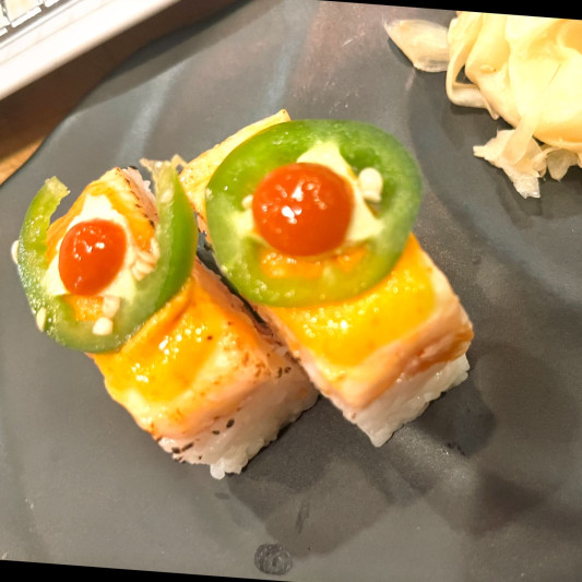 2. Torch Spicy Salmon Sushi (6 pcs)