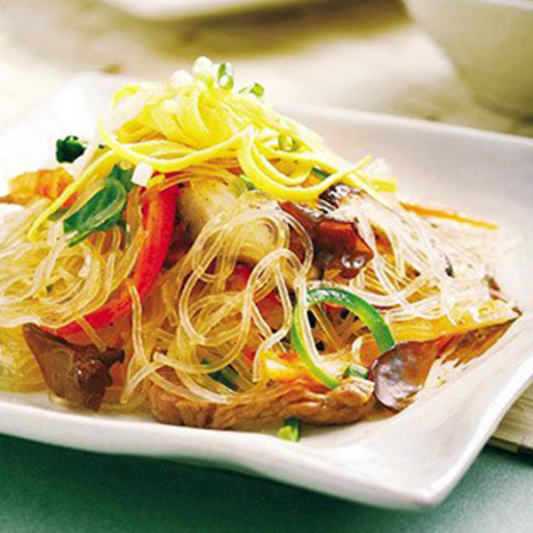 Stir-Fried Glass Noodles - Japchae 잡채